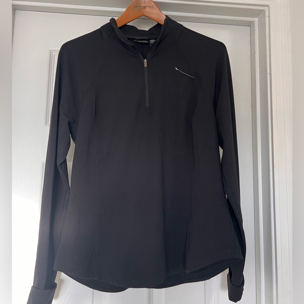 Athleta Black Pullover  Saluation Half Zip - Sz Large  NWOT
Active/ casual - Picture 6 of 9